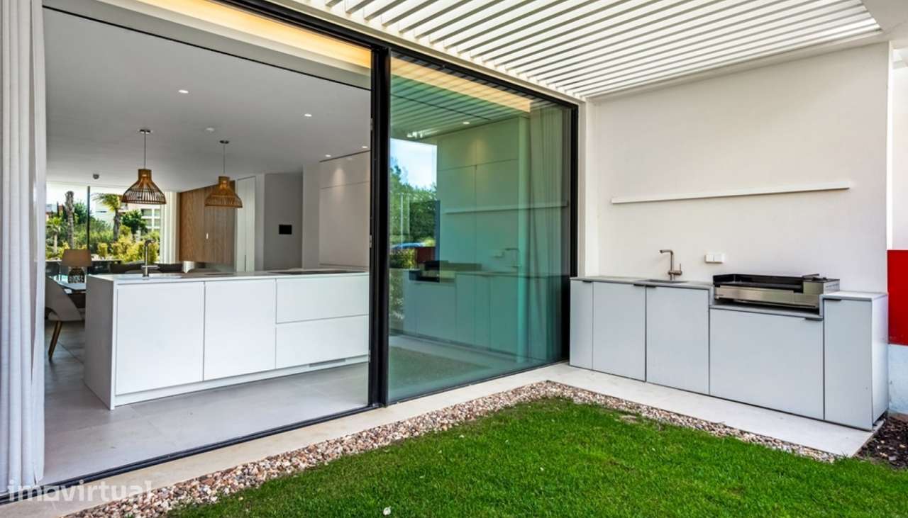 Luxuoso apartamento T2, para venda em Vilamoura, Algarve - Grande imagem: 5/26