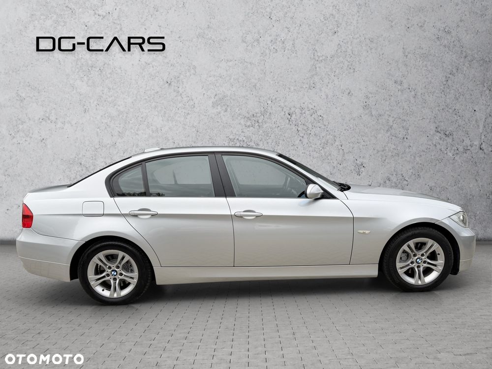 BMW Seria 3 320i Edition Exclusive - 6