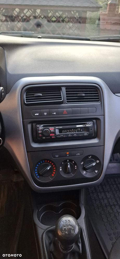 Fiat Punto - 10