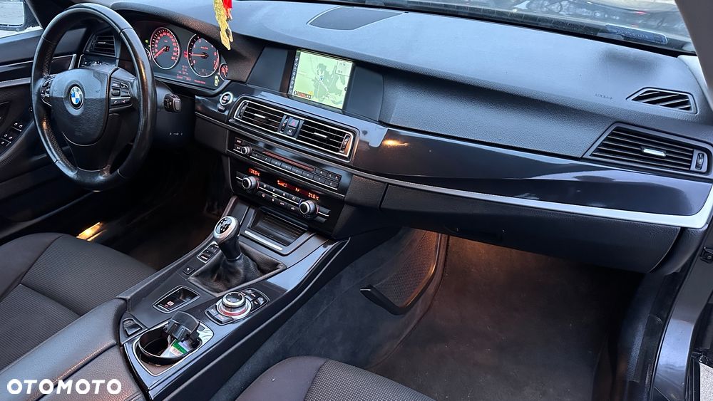 BMW Seria 5 - 14