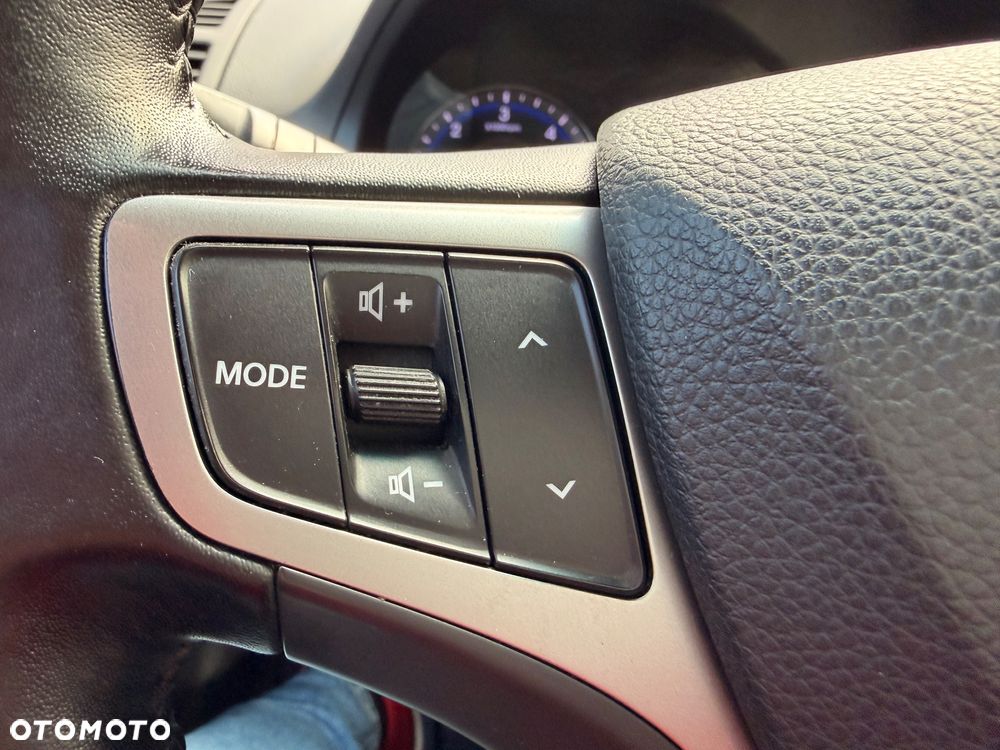 Hyundai i40 i40cw 1.7 CRDi Automatik Fifa World Cup Edition - 28