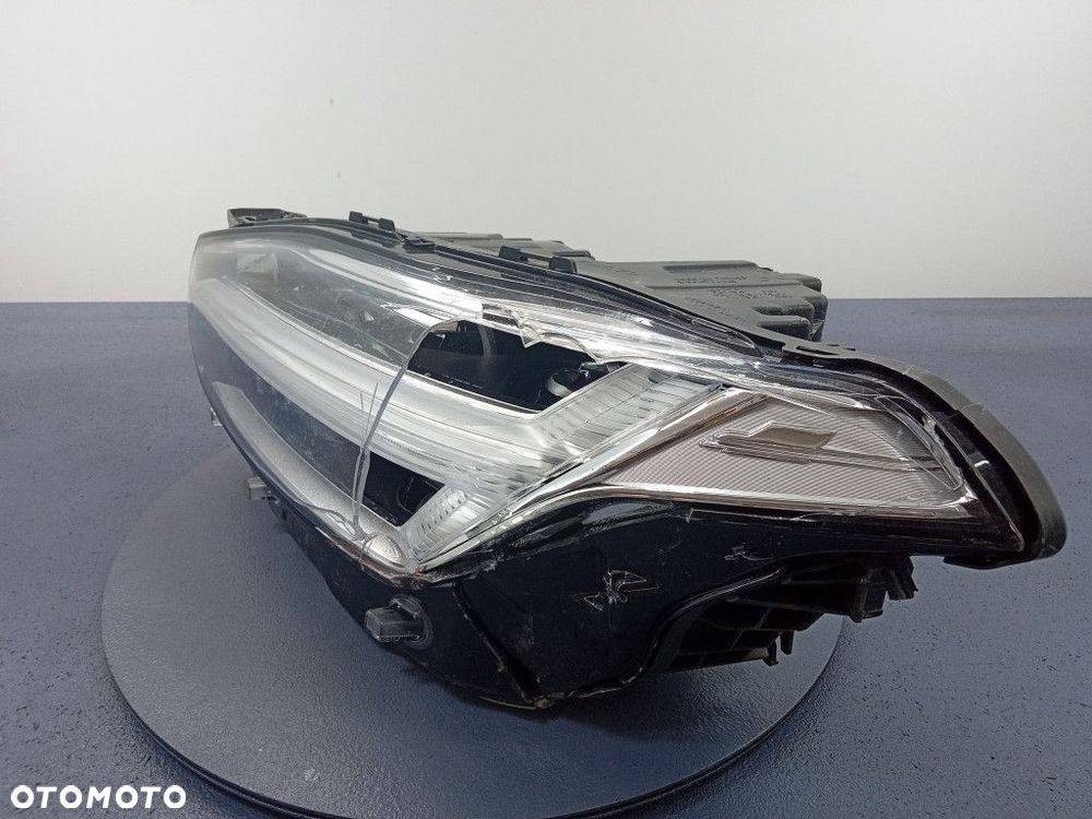 VOLVO XC90 II REFLEKTOR LEWY LED EU 31655709 - 2
