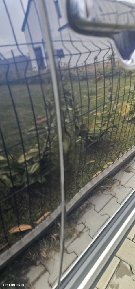 Mitsubishi Outlander 2.0 Instyle + 4WD CVT - 16