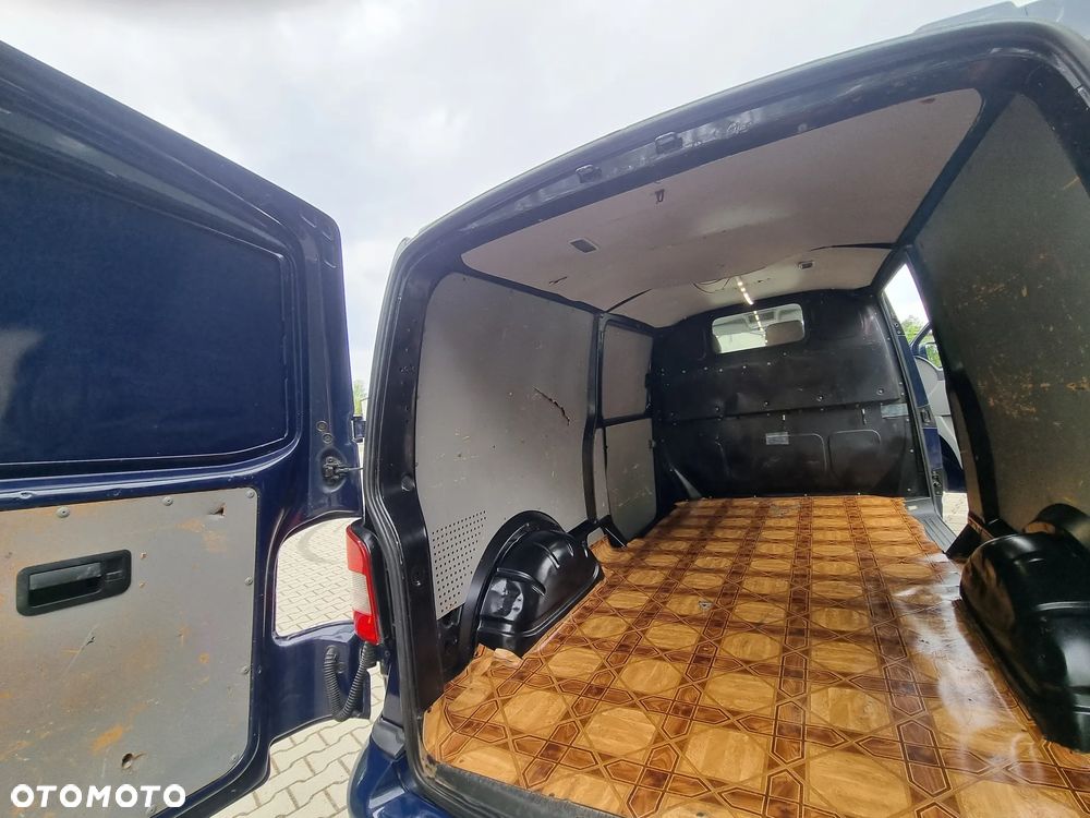 Volkswagen Transporter T5 - 9
