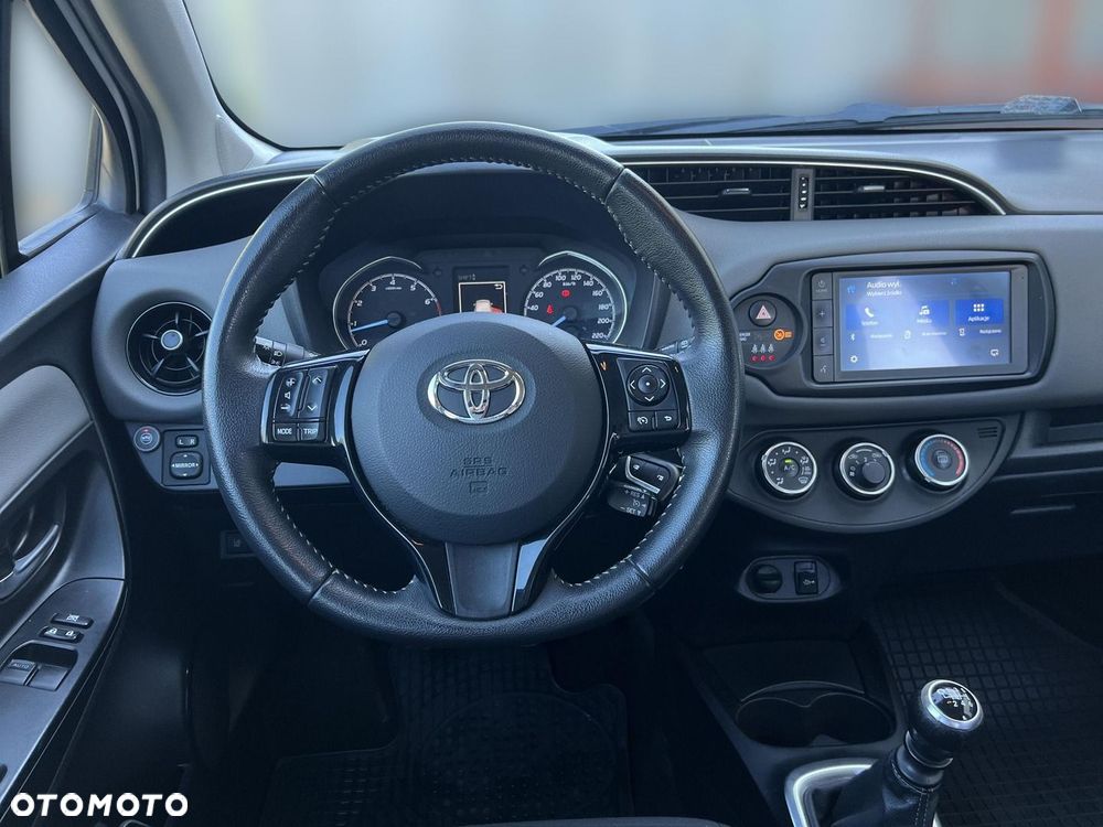 Toyota Yaris - 18
