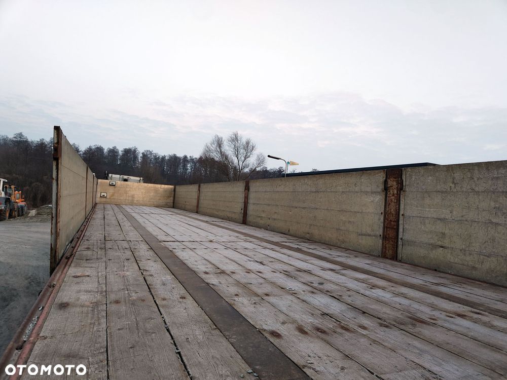 Schwarzmuller J903 - 5