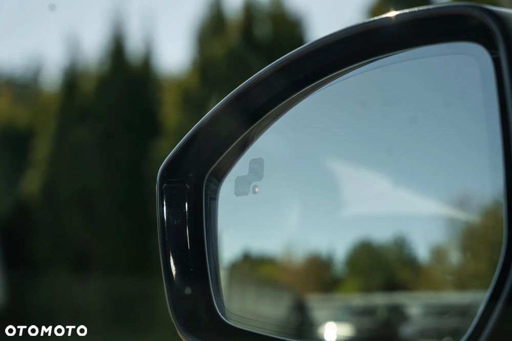 Land Rover Range Rover Evoque - 24