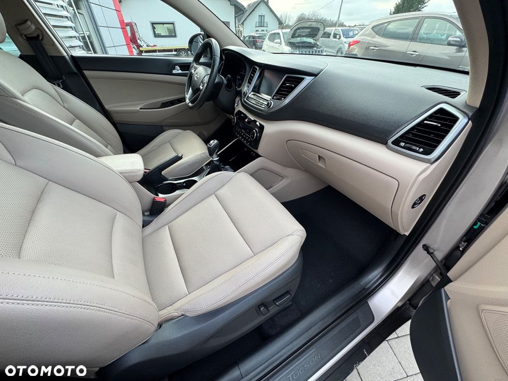 Hyundai Tucson blue 1.7 CRDi 2WD Passion Plus - 21