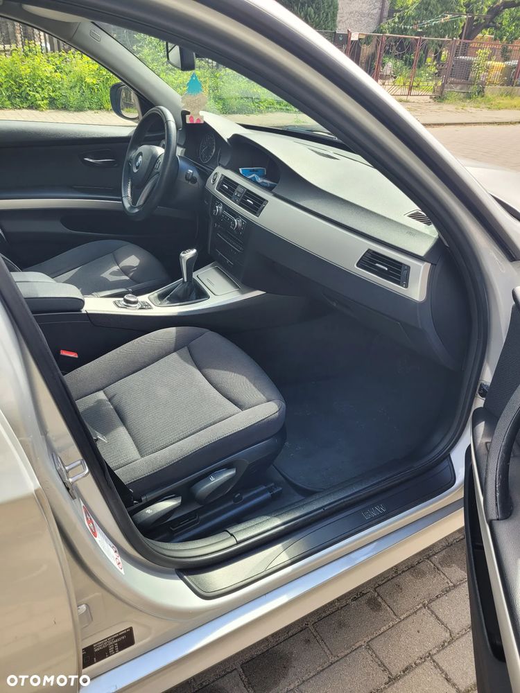 BMW Seria 3 - 10