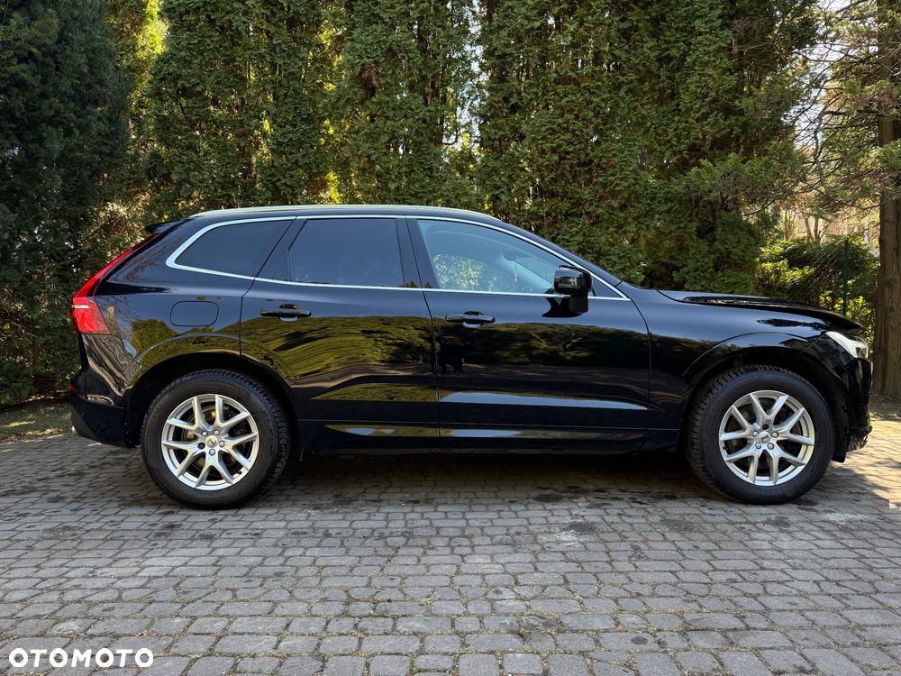 Volvo XC 60 D4 AWD Momentum - 2