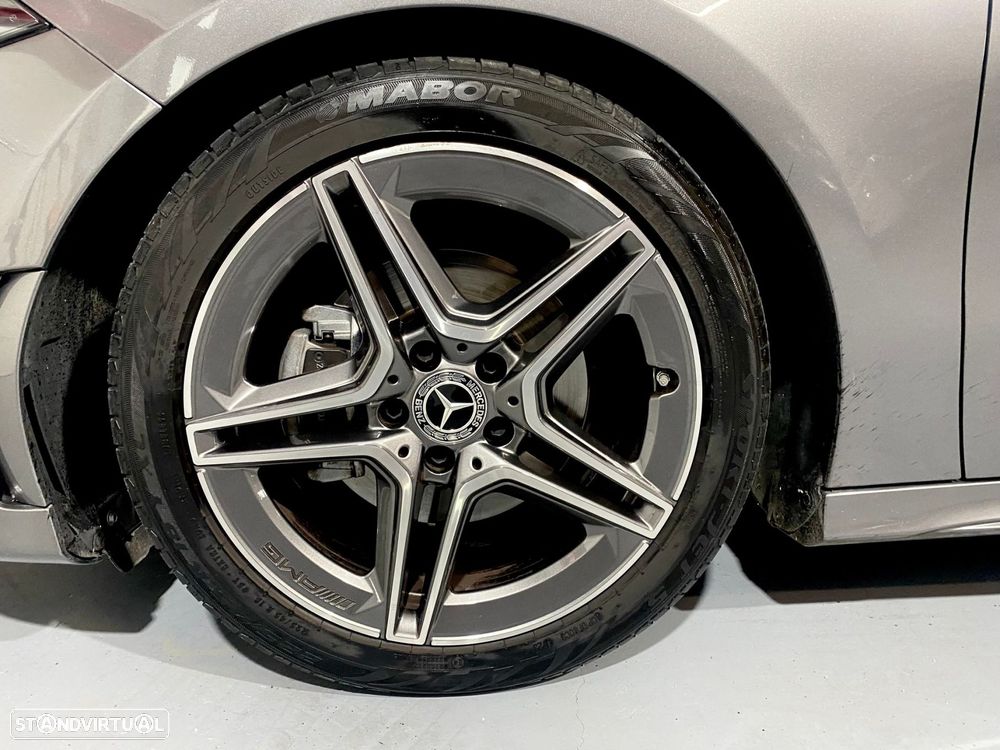 Mercedes-Benz A 180 d AMG Line - 56