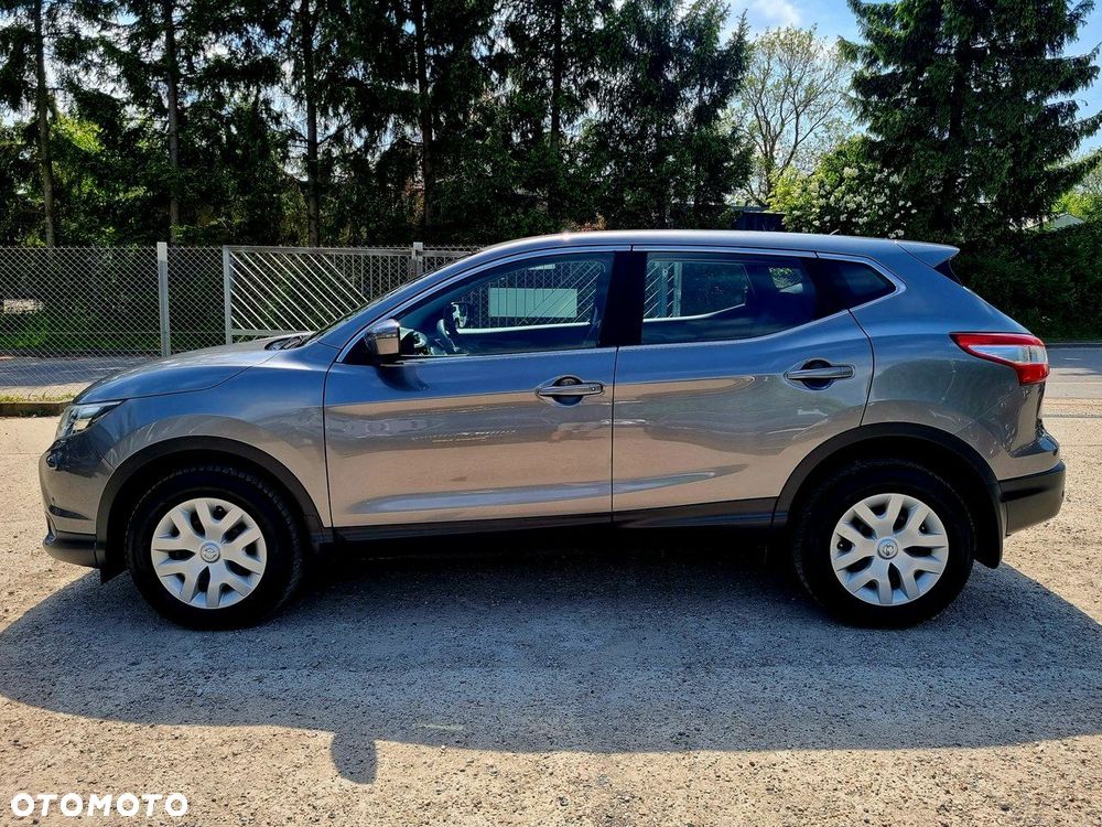 Nissan Qashqai 1.2 DIG-T Visia Xtronic - 8