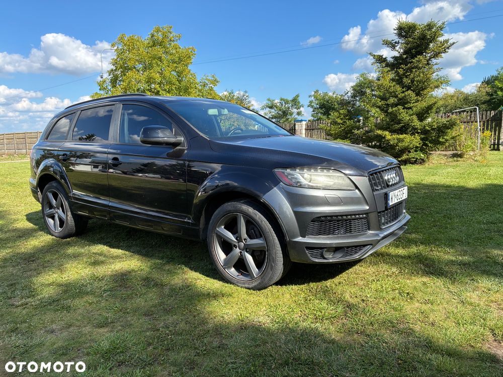 Audi Q7 - 1
