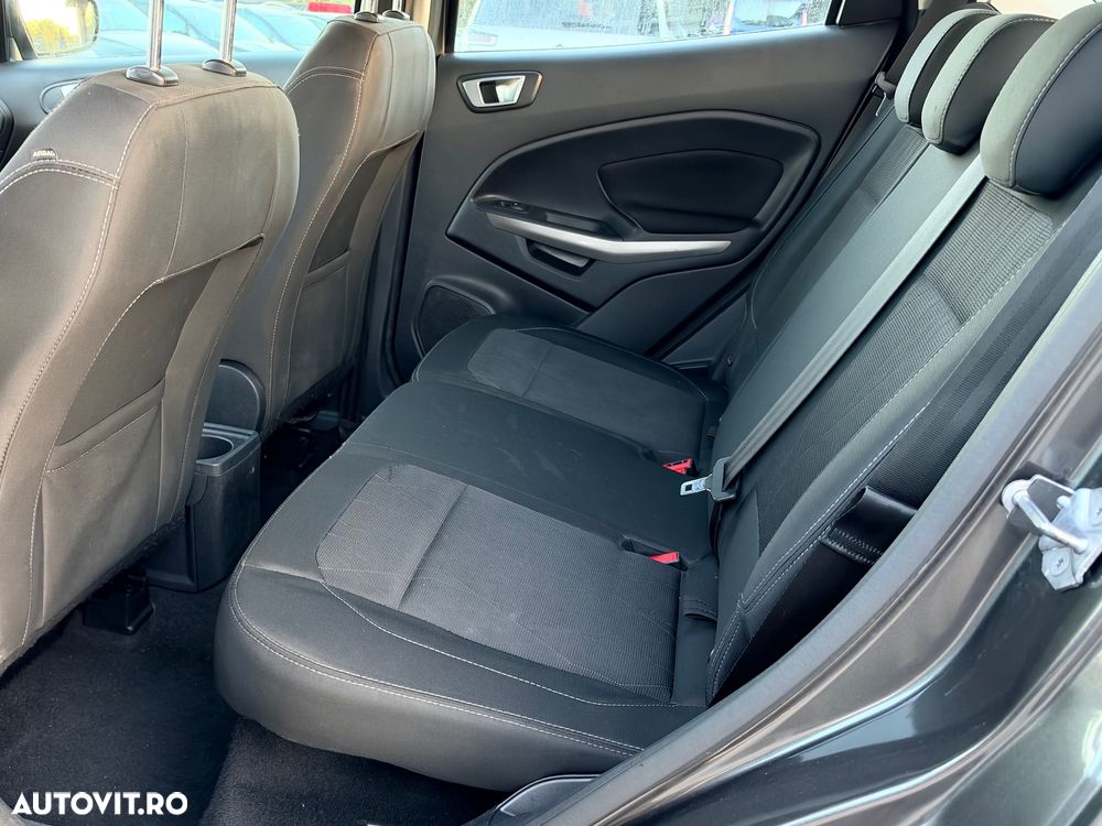 Ford EcoSport - 18