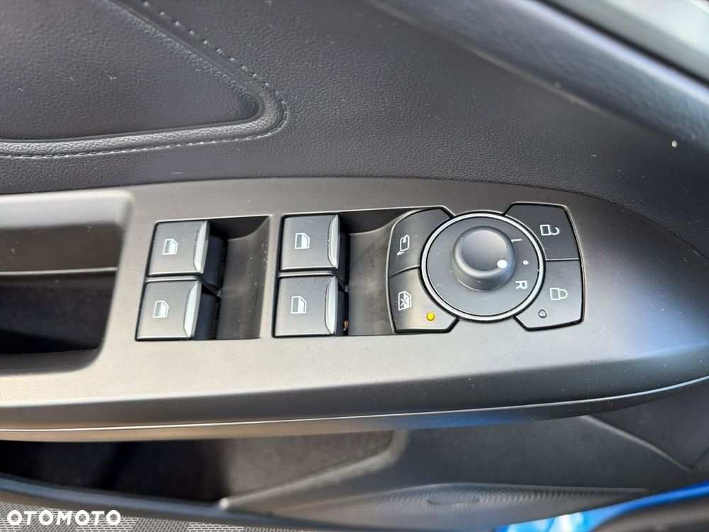 Ford Focus - 12