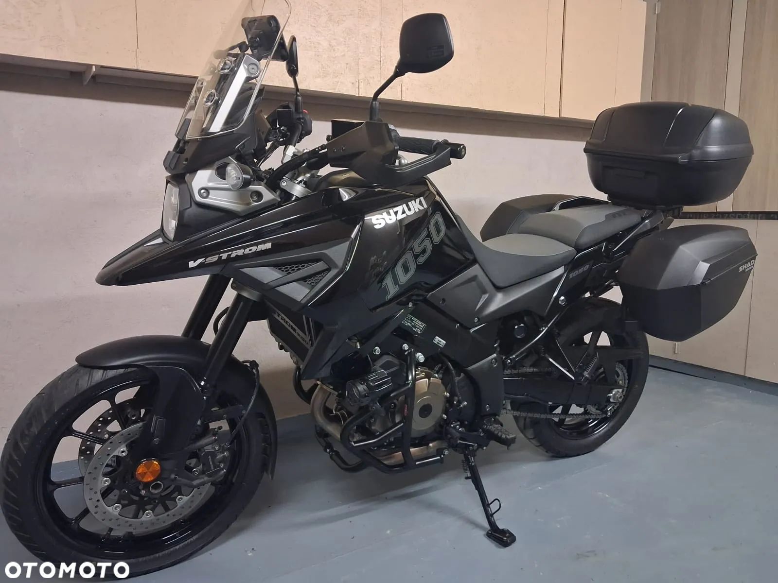 Suzuki V-STROM - 1