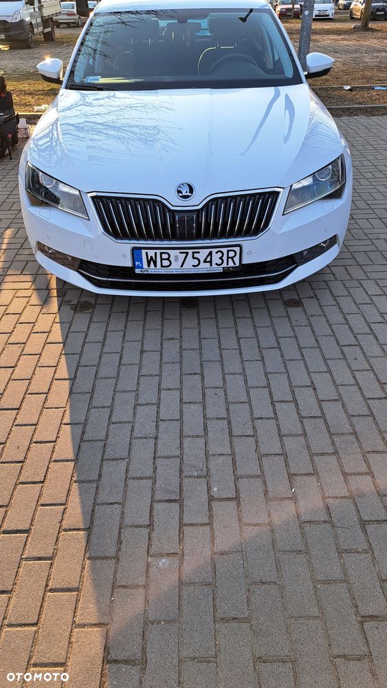 Skoda Superb 1.4 TSI ACT Ambition - 2