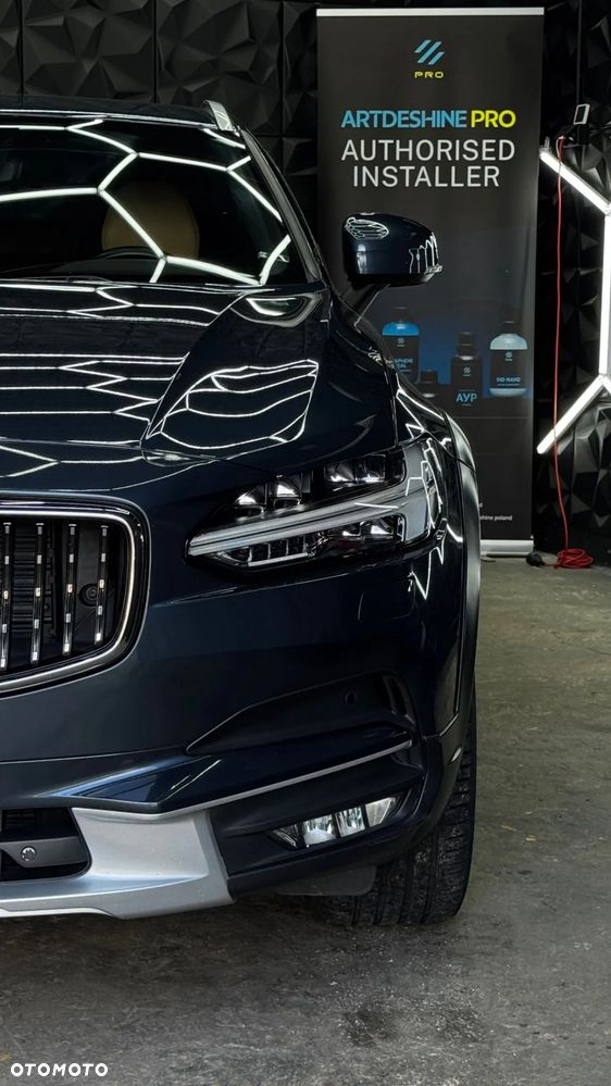Volvo V90 D5 AWD Momentum - 5