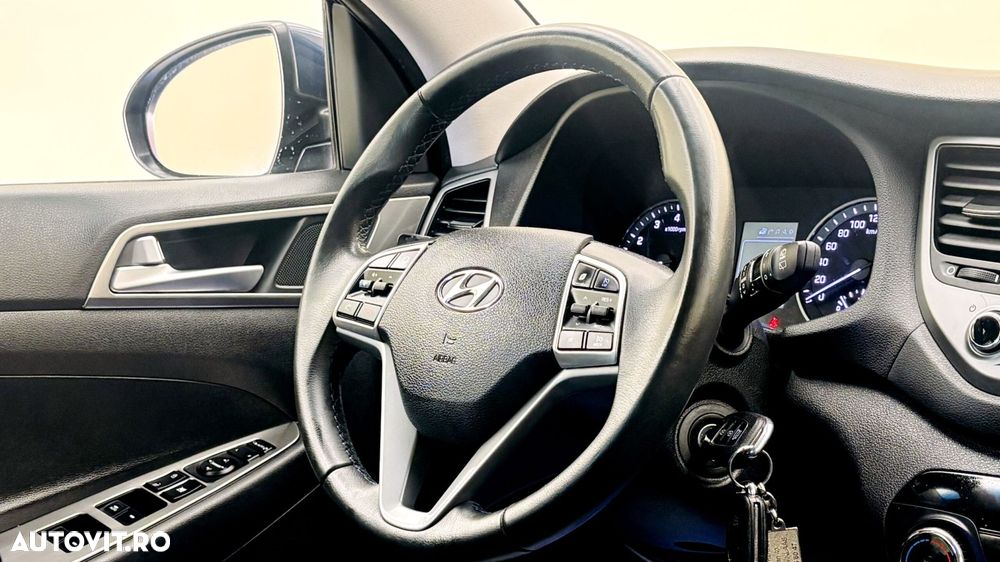 Hyundai Tucson - 16