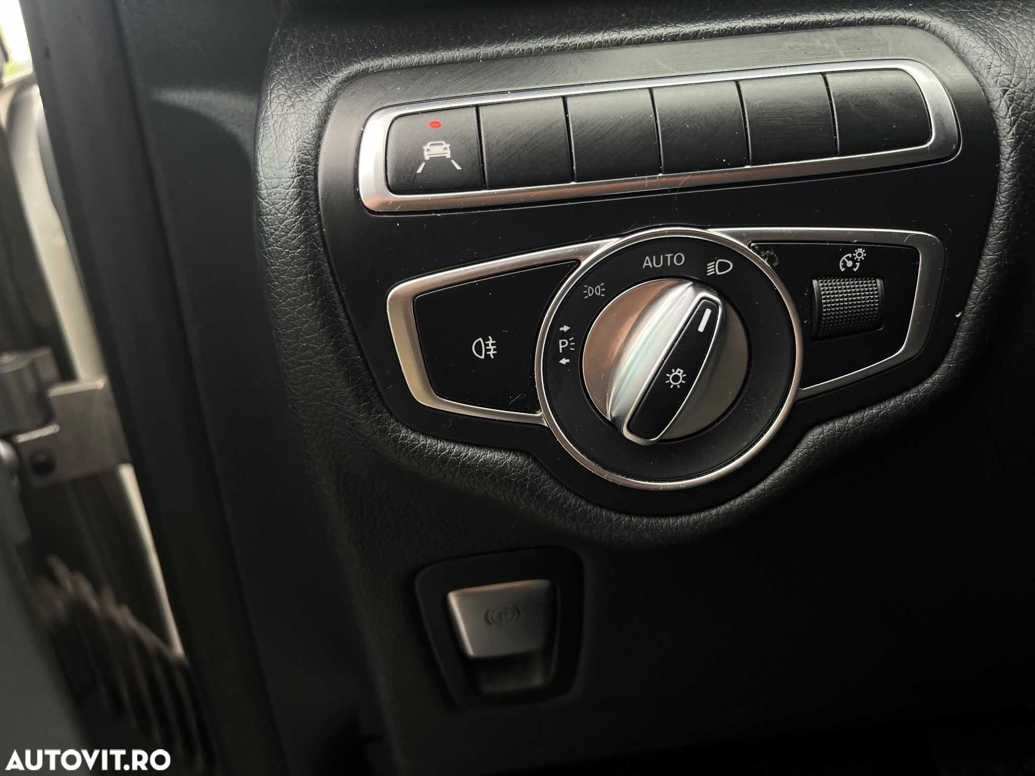 Mercedes-Benz V 220 d Combi Lung 163 CP RWD 9AT Avantgarde - 24