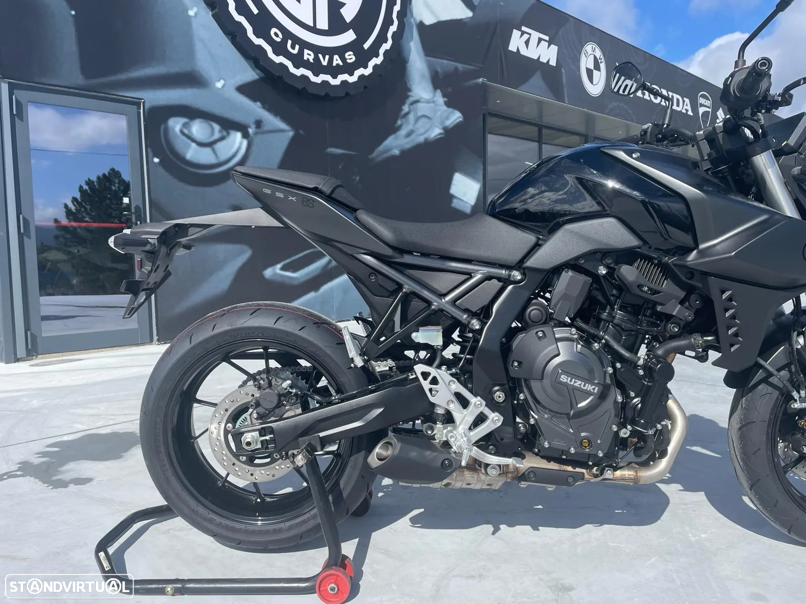 Suzuki GSX 8S - 4