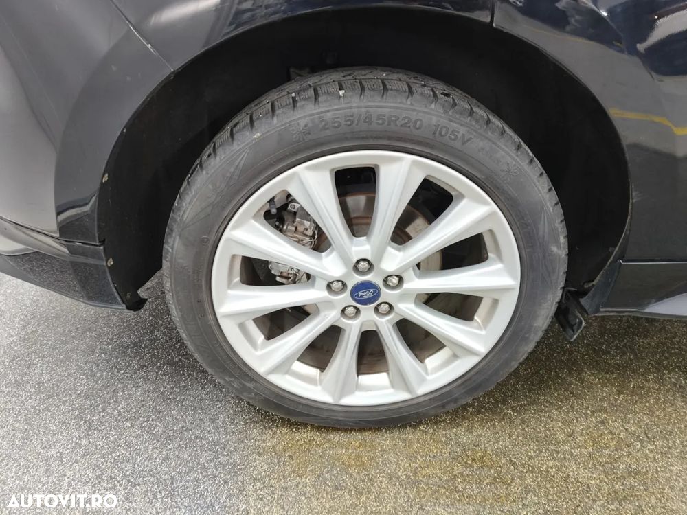 Ford Edge 2.0 TDCi Powershift Vignale - 9