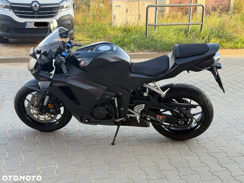Honda CBR - 8