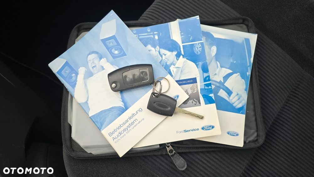 Ford Focus C-Max 1.8 Ghia - 32
