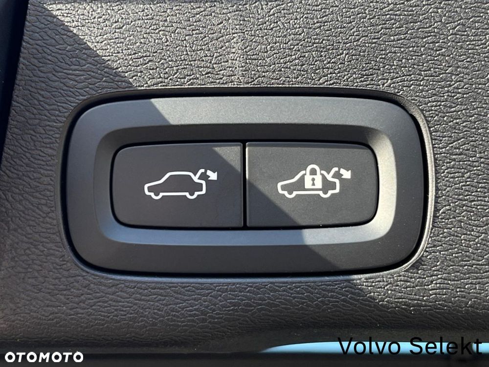 Volvo XC 60 - 32