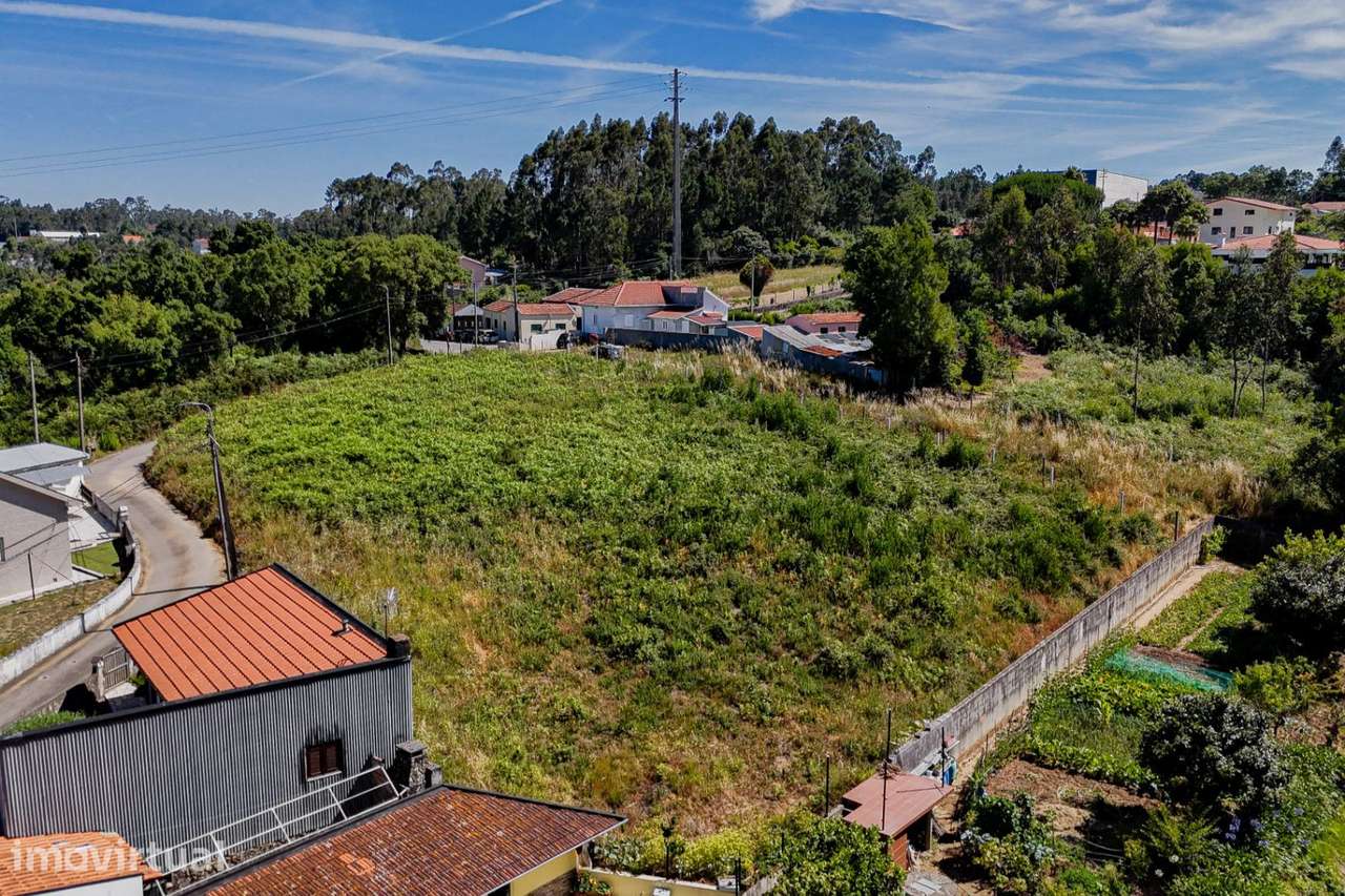 Lote para moradia de gaveto, para venda, Espinho - Anta - Grande imagem: 3/3