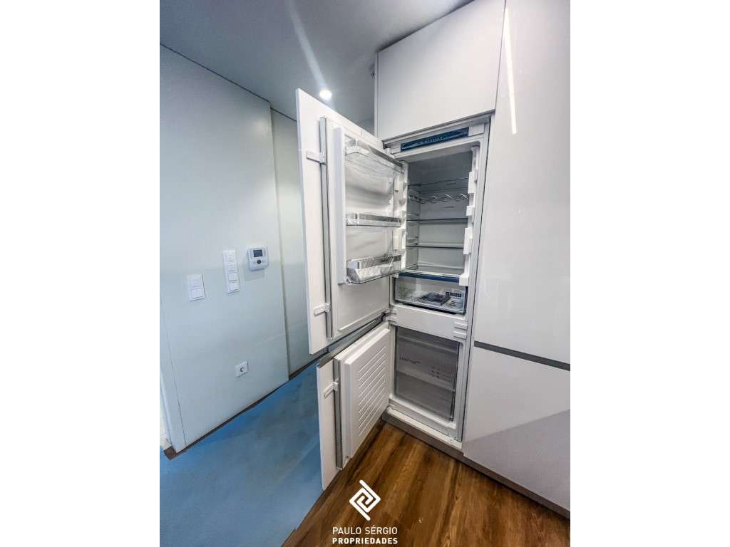 Apartamento T0 com terraço e garagem no Centro de Vila Nova de Gaia - Grande imagem: 3/12