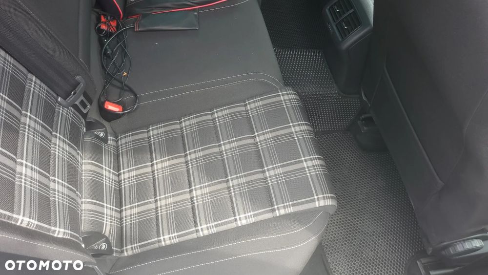 Volkswagen Golf 2.0 TDI BMT GTD DSG - 21