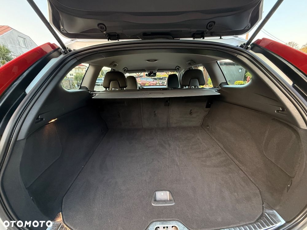 Volvo XC 60 D4 Drive-E Momentum - 31