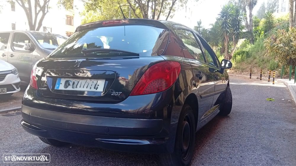Peugeot 207 1.4 16V Trendy - 6