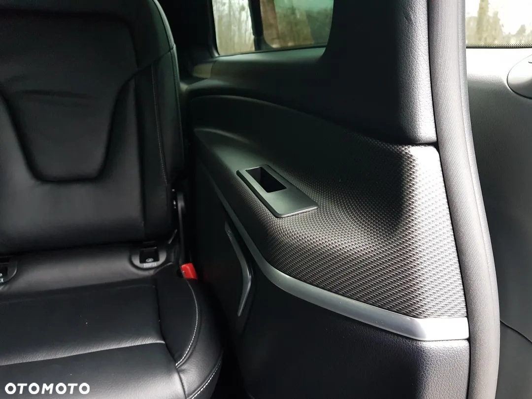 Mercedes-Benz Klasa V 300 d 4-Matic Avantgarde 9G-Tronic (d³ugi) - 35