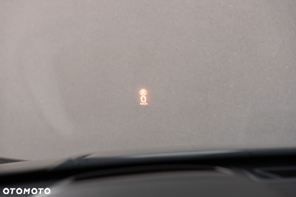 Land Rover Discovery Sport 2.0 D180 R-Dynamic HSE - 40