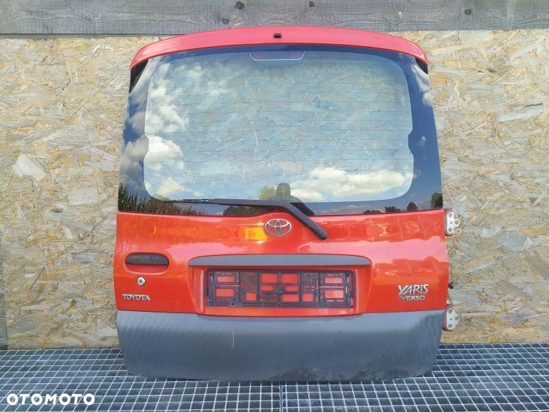 KLAPA POKRYWA BAGAŻNIKA TOYOTA YARIS VERSO CZERWONA 5D