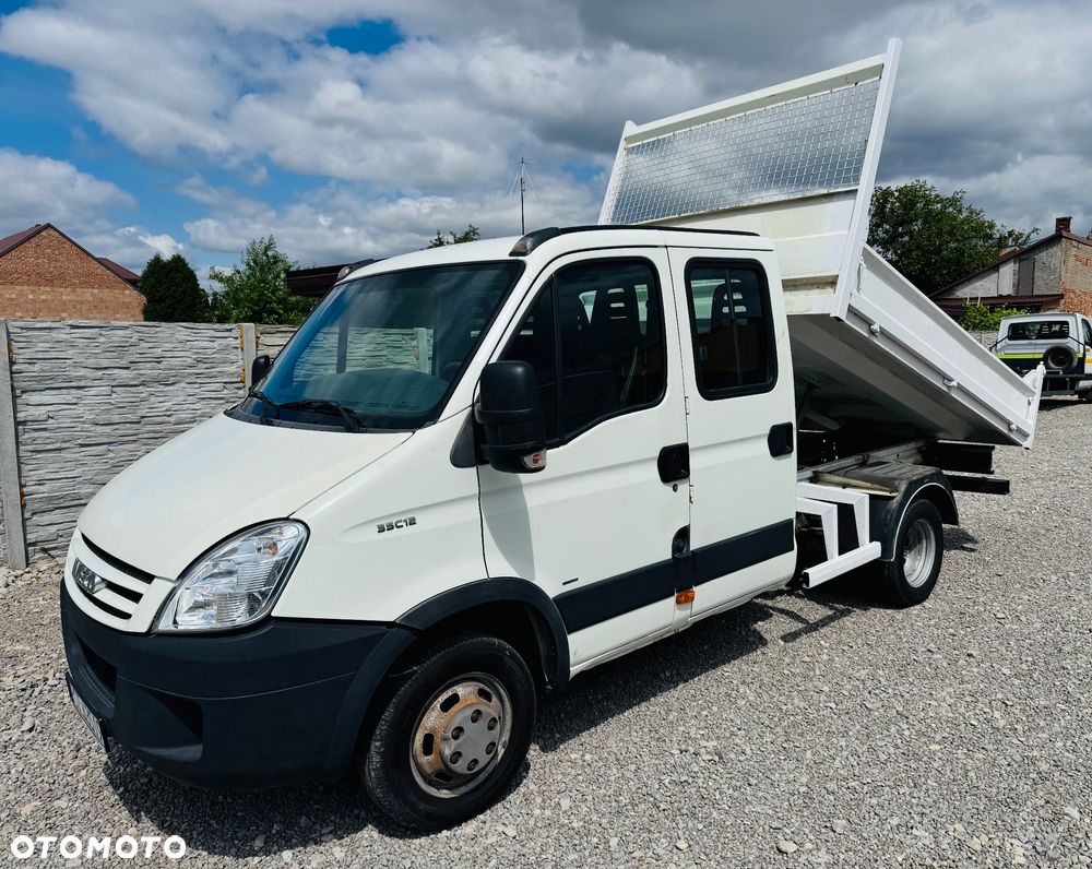 Iveco Daily 35C12 - 1