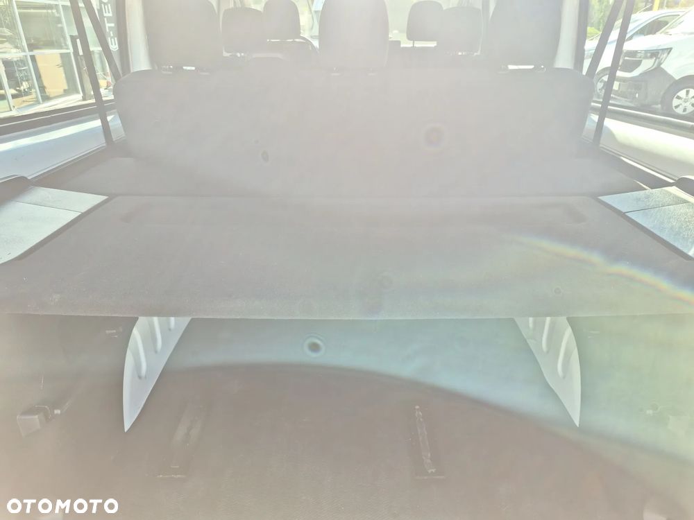 Renault Trafic 2.0 dCi EDC - 18