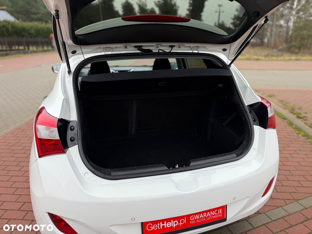 Hyundai i30 1.4 Comfort - 14