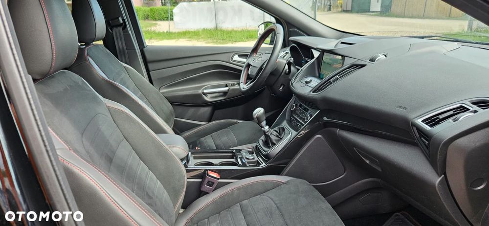 Ford Kuga - 22