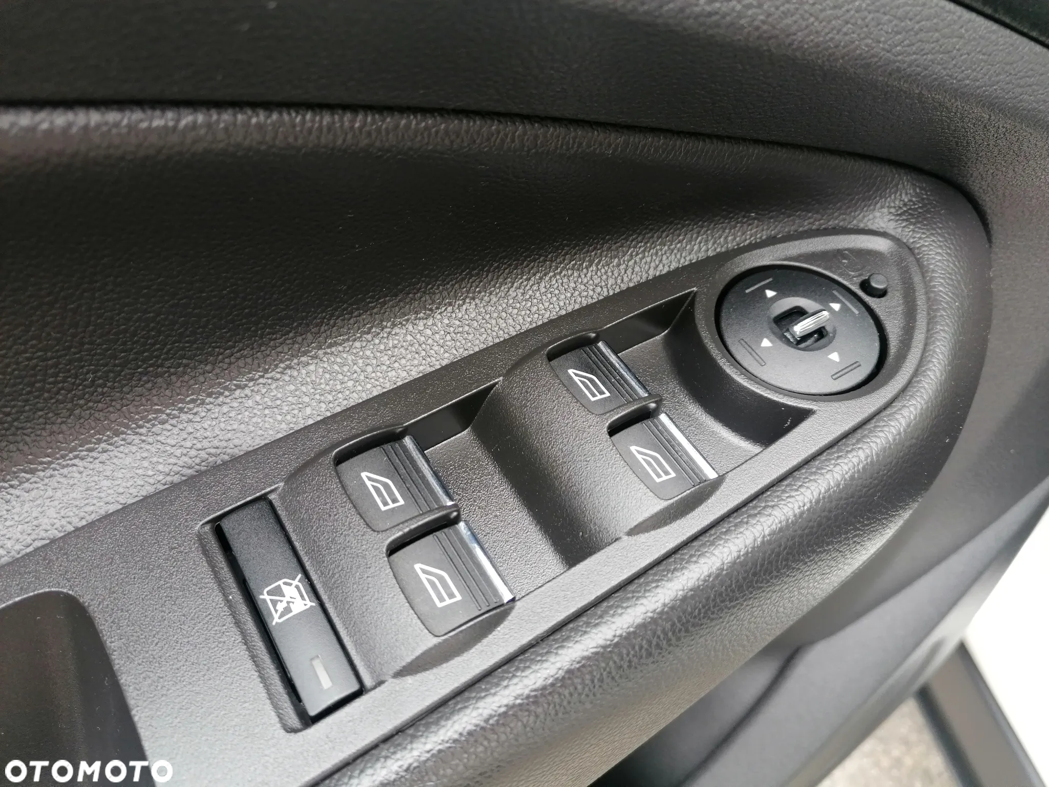 Ford Kuga 2.0 TDCi 4WD Titanium - 22