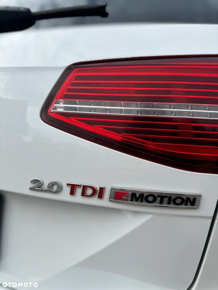 Volkswagen Passat - 24