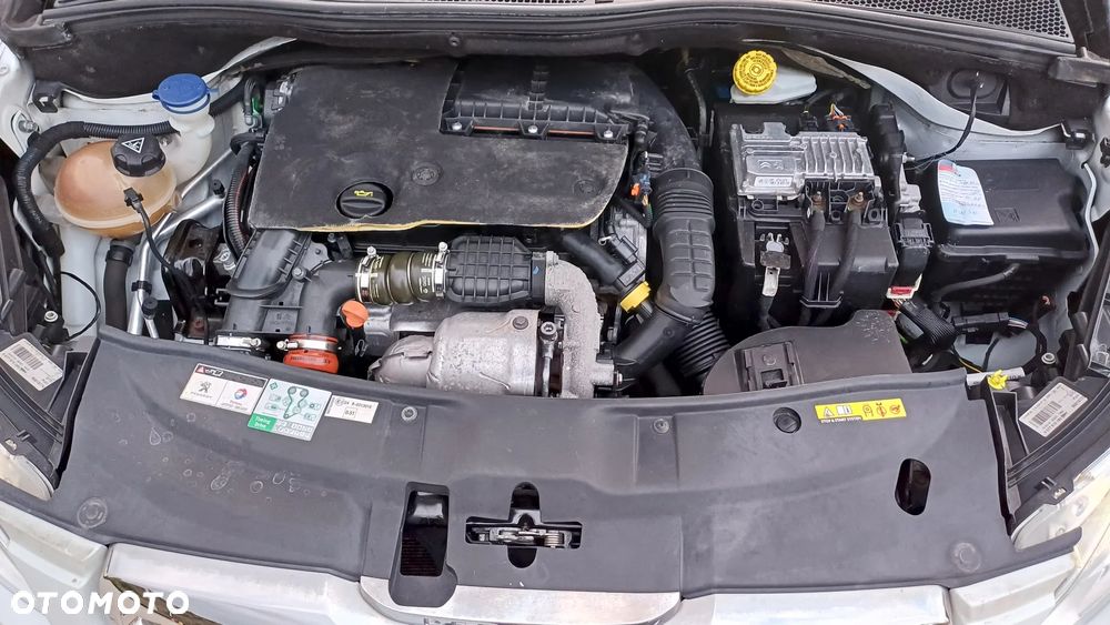 Peugeot 2008 BlueHDi FAP 120 STOP & START Business-Line - 16