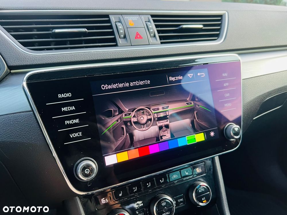 Skoda Superb 1.5 TSI DSG Sportline - 28