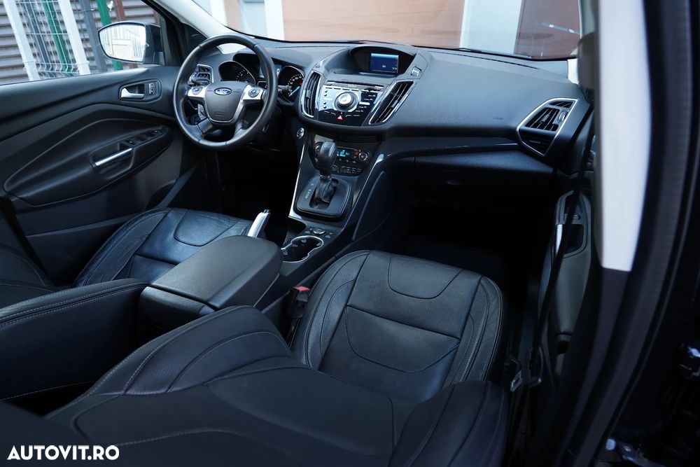 Ford Kuga 2.0 TDCi 4x4 Aut. Individual - 4