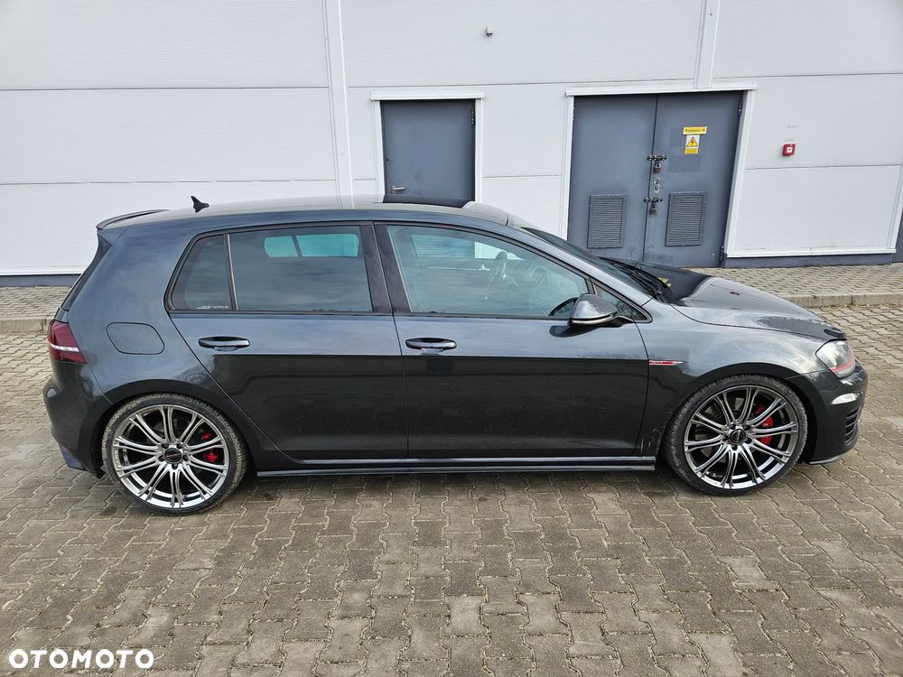 Volkswagen Golf GTI Performance BlueMotion Technology - 9