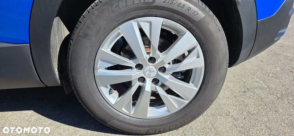 Peugeot 3008 1.2 PureTech Active Pack S&S EAT8 - 23