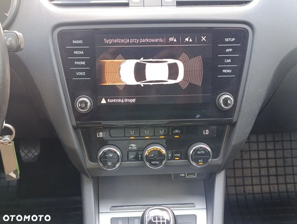 Skoda Octavia 1.5 TSI ACT Ambition - 27
