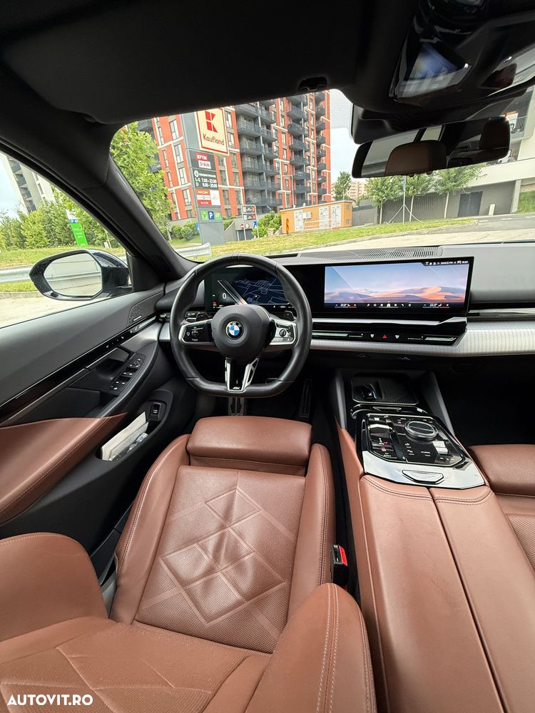 BMW Seria 5 520d xDrive Aut. - 24
